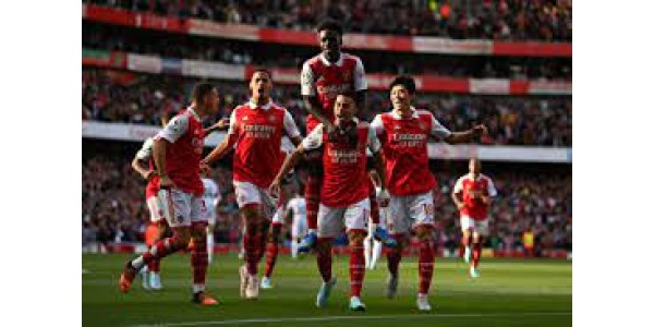 Arsenal renonce à l'initiative dans la course au titre